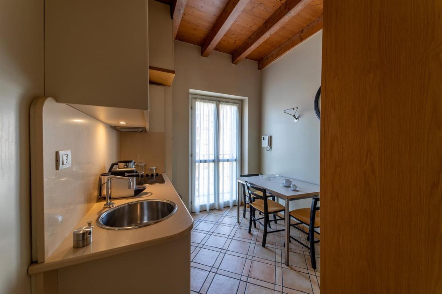 Ascanio Sforza - Suites & Apartments Милан Экстерьер фото