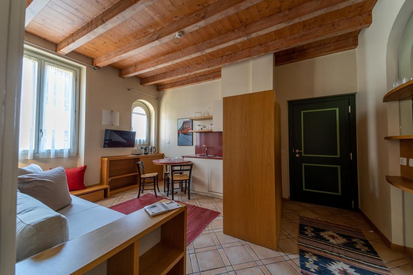 Ascanio Sforza - Suites & Apartments Милан Экстерьер фото