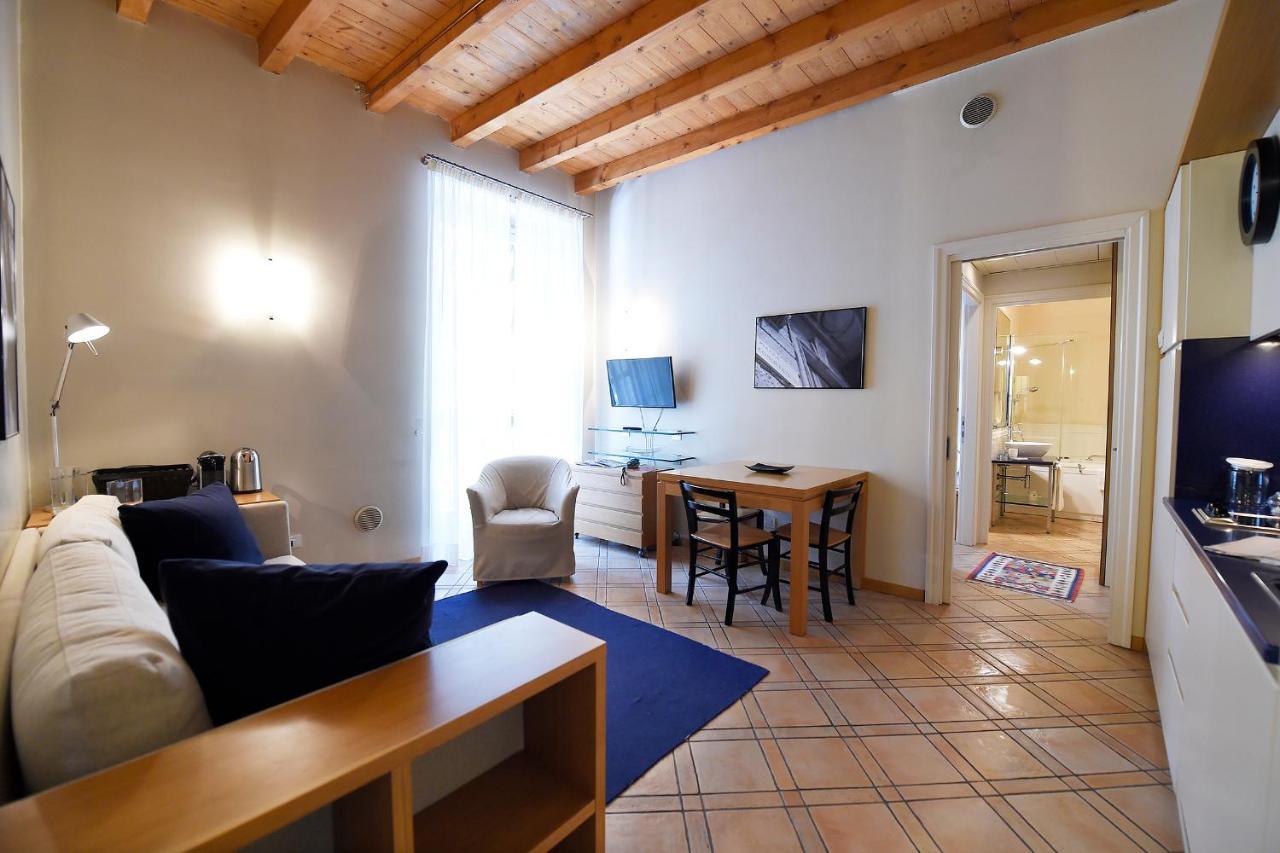 Ascanio Sforza - Suites & Apartments Милан Экстерьер фото